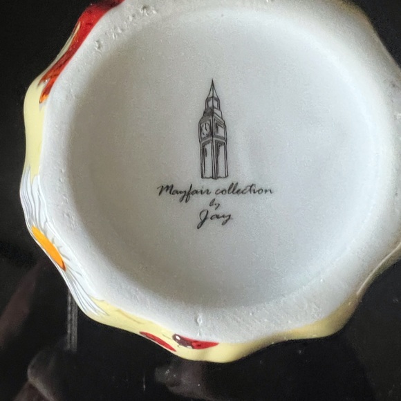 Mayfair Collection Fine Bone China Trinket Holder - Picture 3 of 4